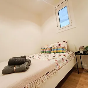 Private By El Born Hostal