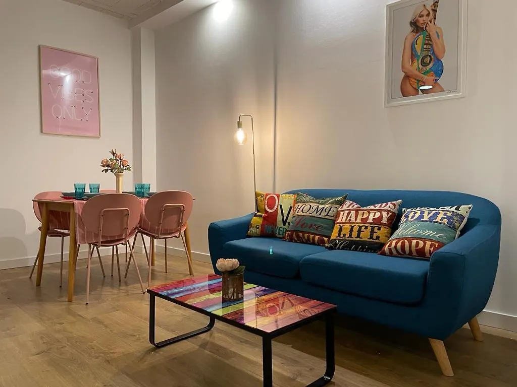 Hostel Rooms In Gothic