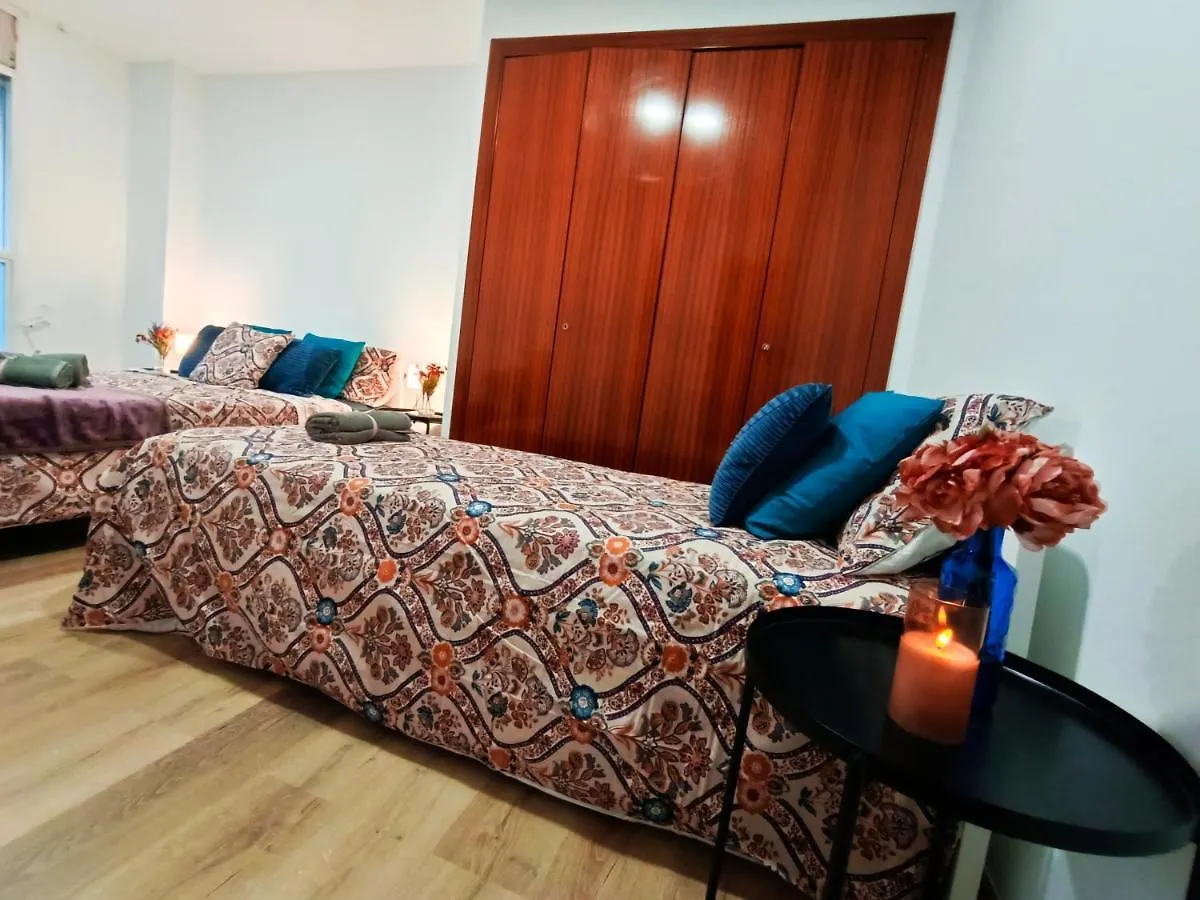 Hostal Rooms In Gothic